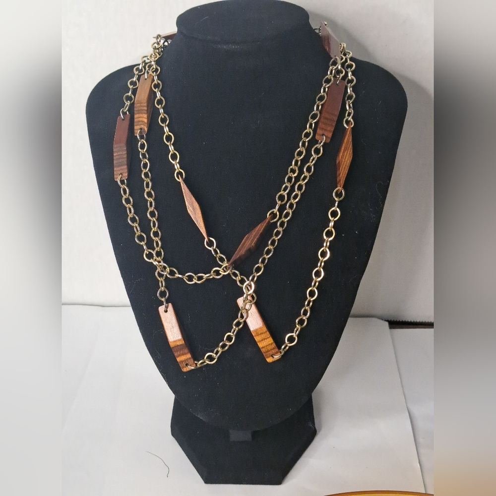 Vintage Brass & Wood Necklace Cherry Wood Color Gold/Brass Tone Chain Retro